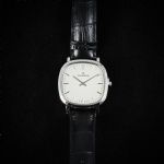 630807 Wrist-watch